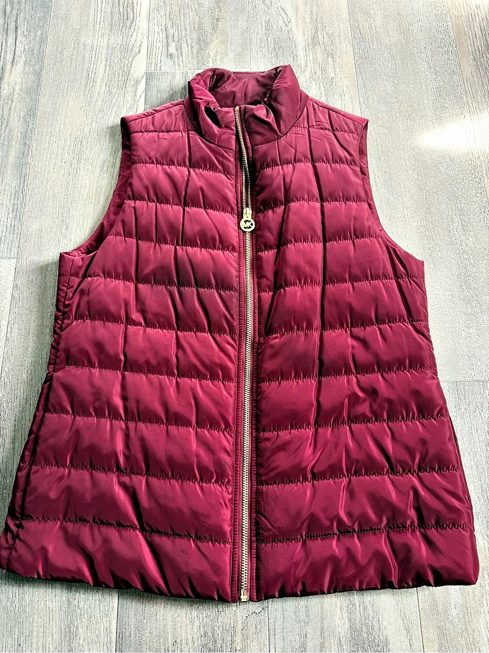 Michael Kors Quilted Puffer Vest in Burgundy Small Like New
